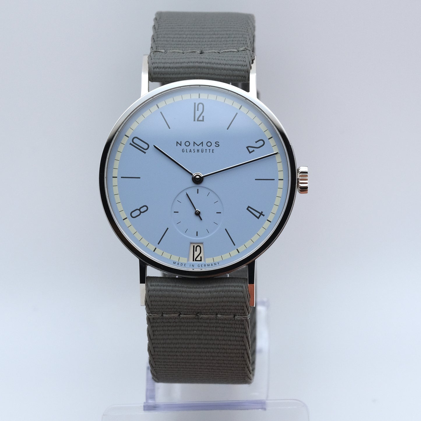 Tangente 38 Datum Frostblau, Ref. 179.S23