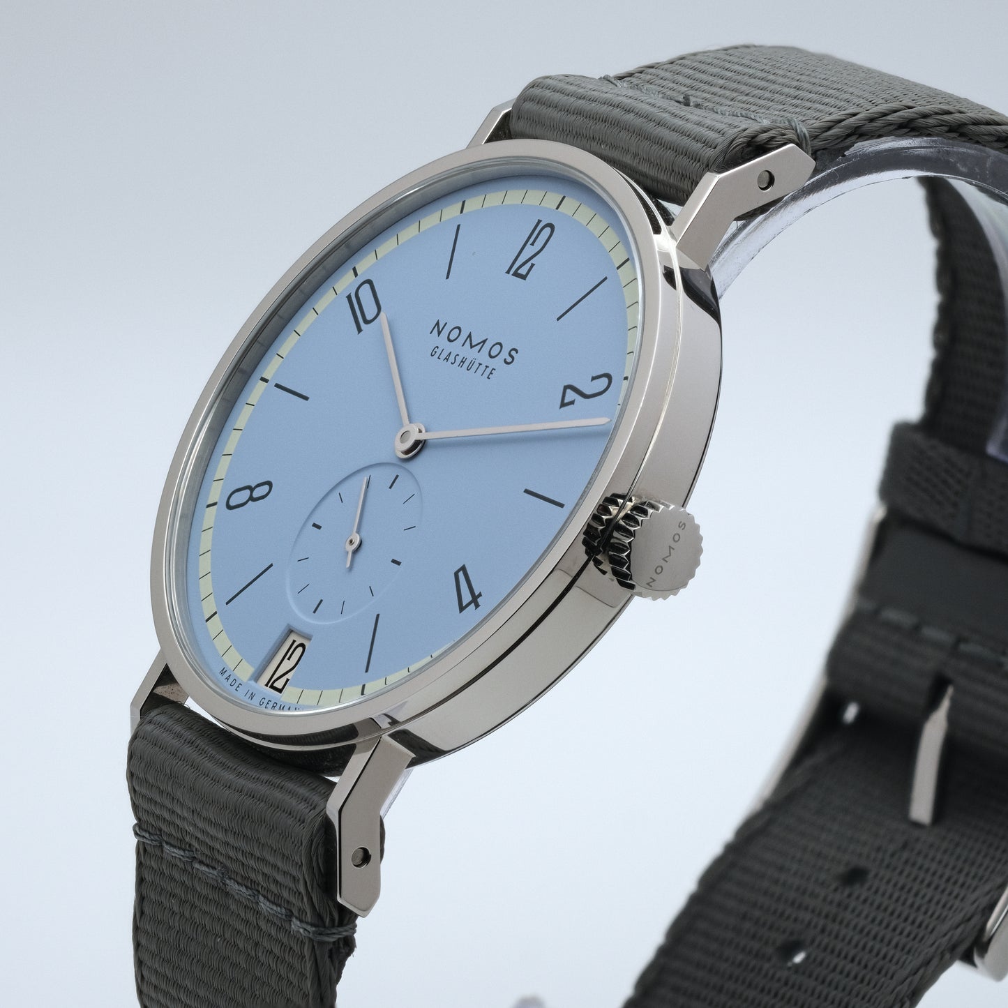 Tangente 38 Datum Frostblau, Ref. 179.S23