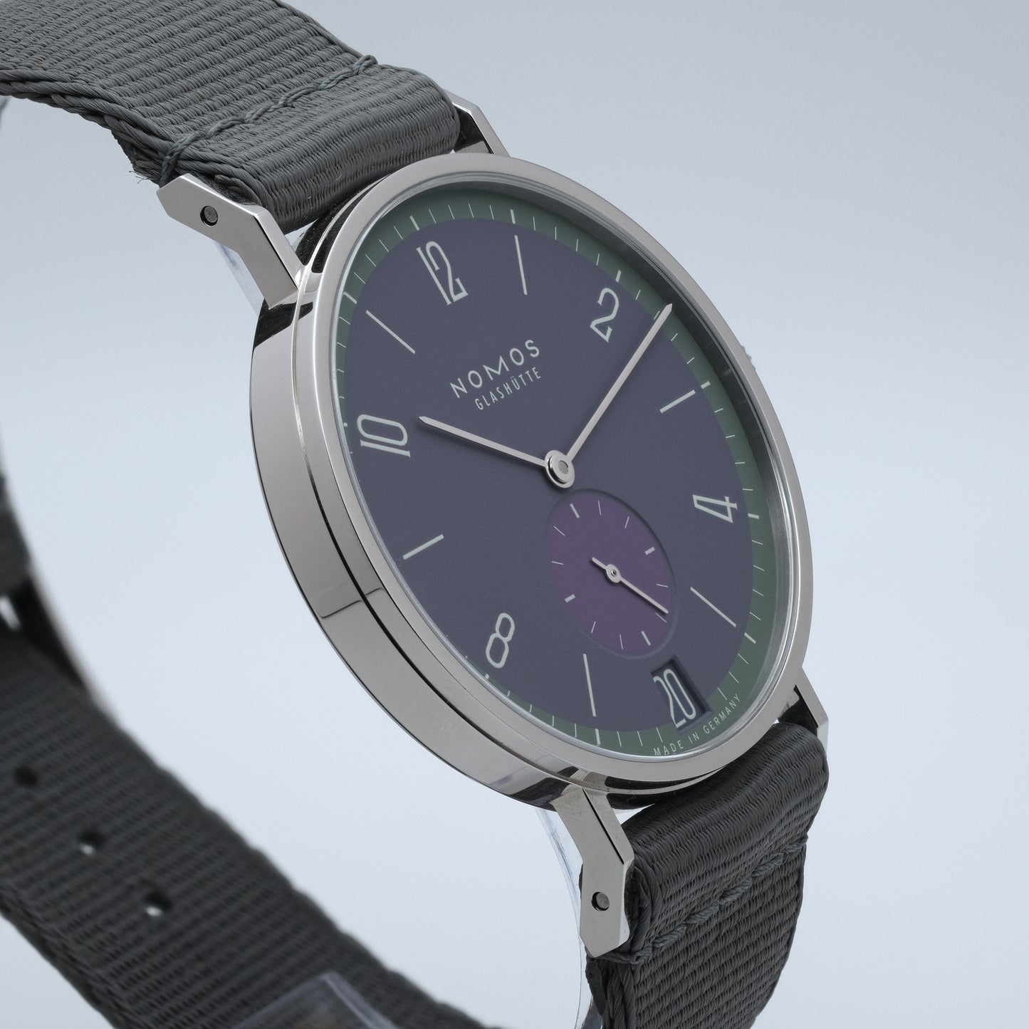 Tangente 38 Datum Mauvegrün, Ref. 179.S9