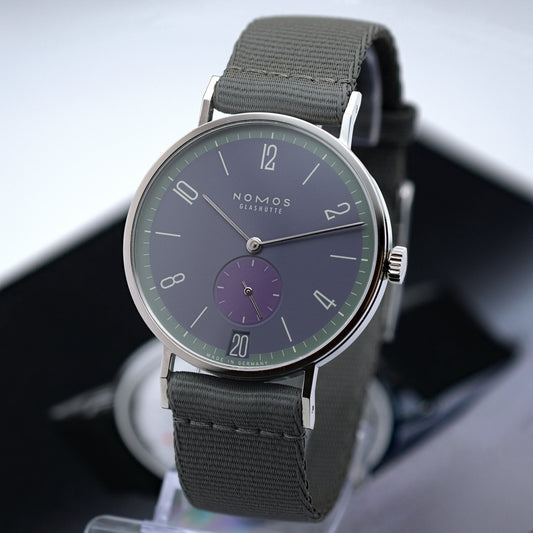 Tangente 38 Datum Mauvegrün, Ref. 179.S9